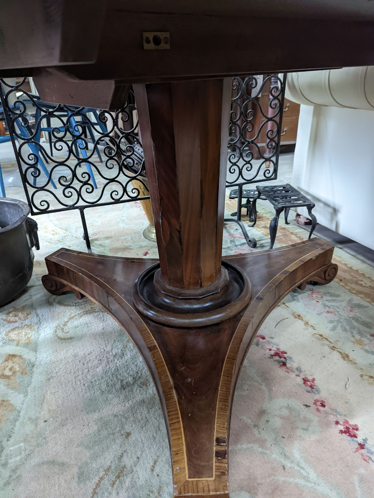 A Victorian and later mahogany tilt top breakfast table, diameter 118cm, height 76cm